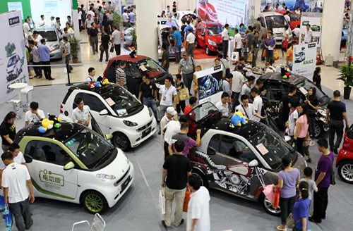 新能源汽车展本月底在沪举行-新闻饭泡粥-东方